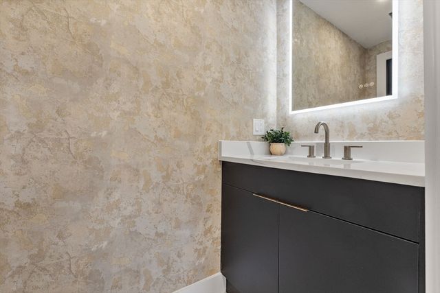 599 Sea St 2, Quincy, MA 02169