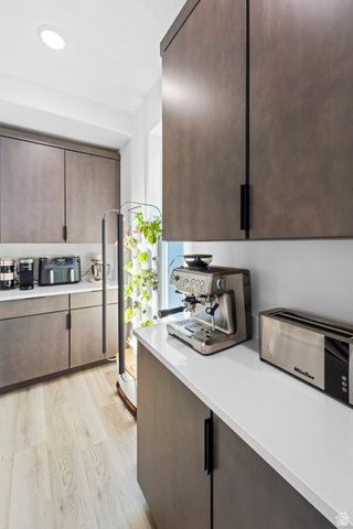 6894 W MEADOW GRASS DR, South Jordan, UT 84009