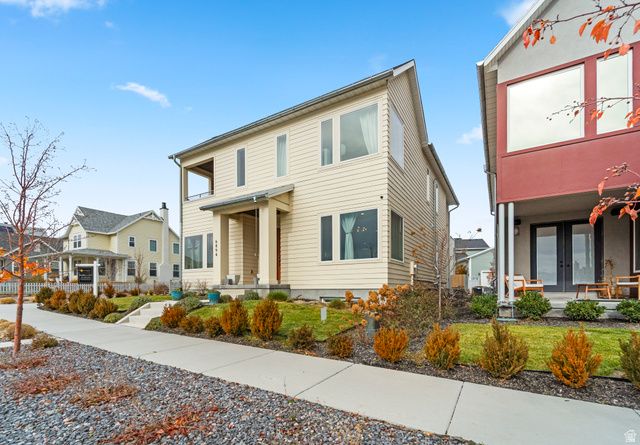 6894 W MEADOW GRASS DR, South Jordan, UT 84009