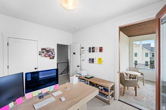 6894 W MEADOW GRASS DR, South Jordan, UT 84009