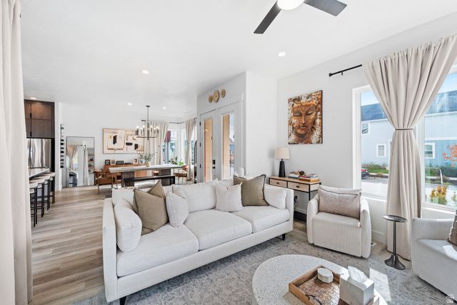 6894 W MEADOW GRASS DR, South Jordan, UT 84009