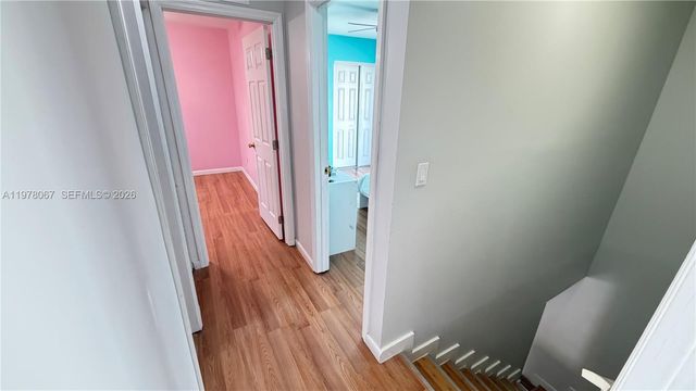 11249 SW 33rd Cir Pl, Miami, FL 33165