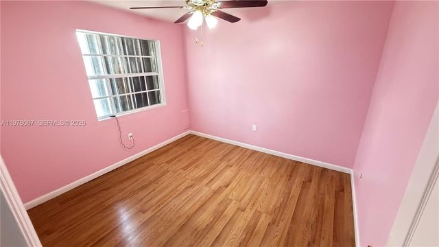 11249 SW 33rd Cir Pl, Miami, FL 33165