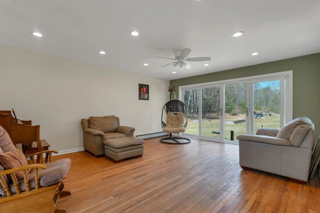 47 Little Mill Road, Sandown, NH 03873