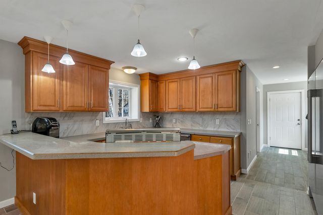 47 Little Mill Road, Sandown, NH 03873