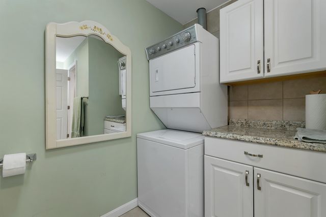47 Little Mill Road, Sandown, NH 03873