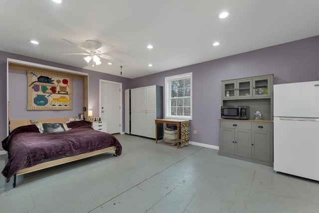 47 Little Mill Road, Sandown, NH 03873