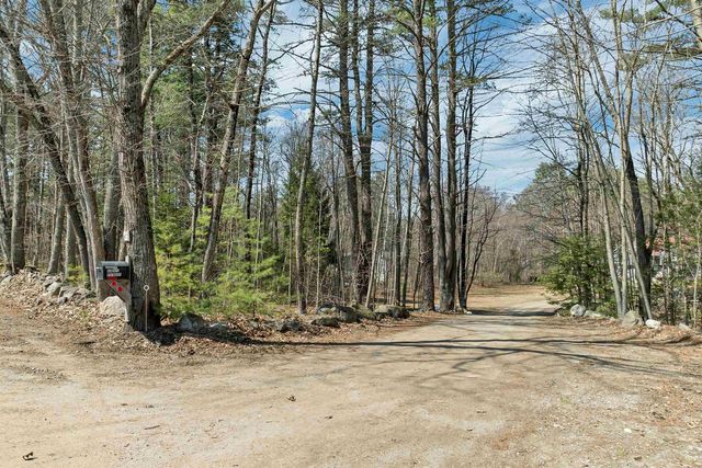 47 Little Mill Road, Sandown, NH 03873