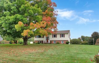 31 Ridgecrest Drive, Ridgefield, CT 06877