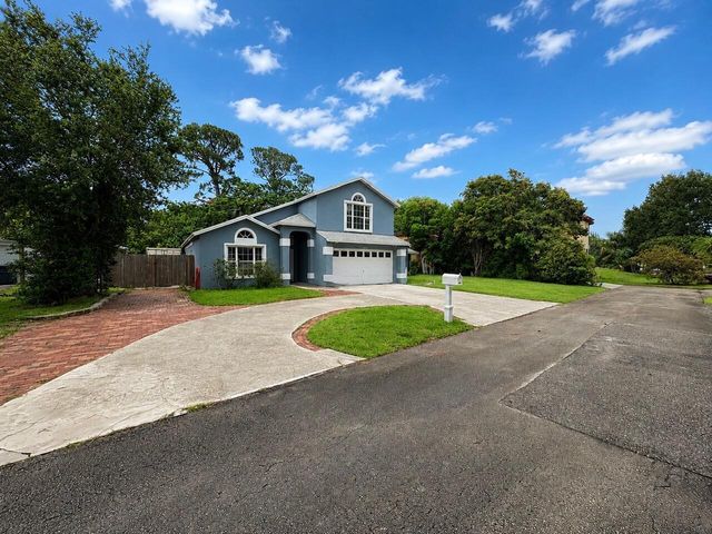 2393 Crawford Court, Lake Worth, FL 33462