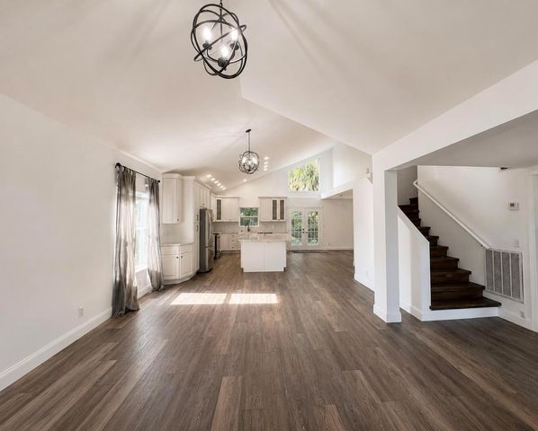 2393 Crawford Court, Lake Worth, FL 33462