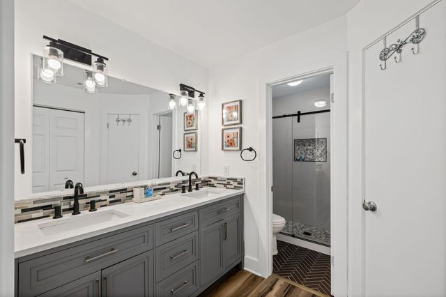 1265 Sanibel Lane, Gulf Breeze, FL 32563