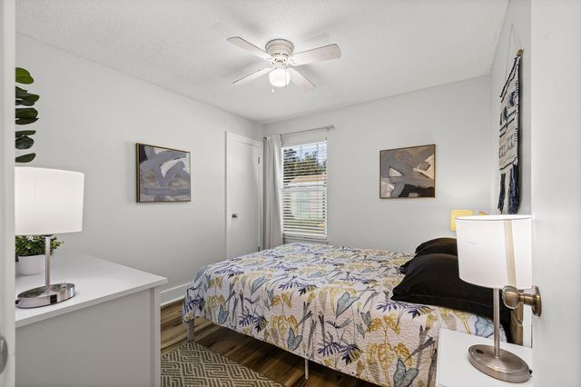 1265 Sanibel Lane, Gulf Breeze, FL 32563