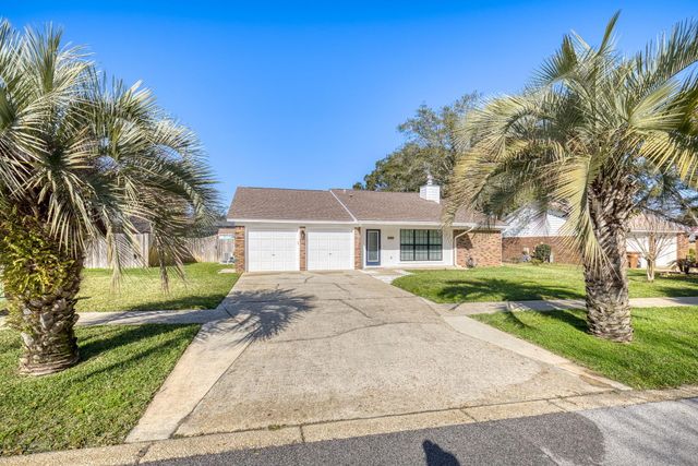 1265 Sanibel Lane, Gulf Breeze, FL 32563