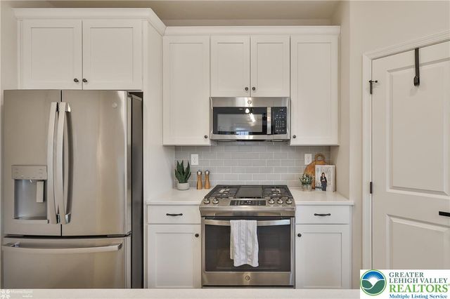 3514 Coventry Drive, Lower Macungie Twp, PA 18062