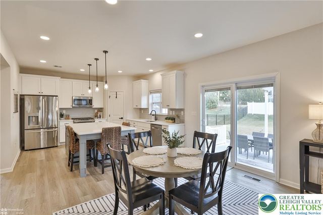 3514 Coventry Drive, Lower Macungie Twp, PA 18062