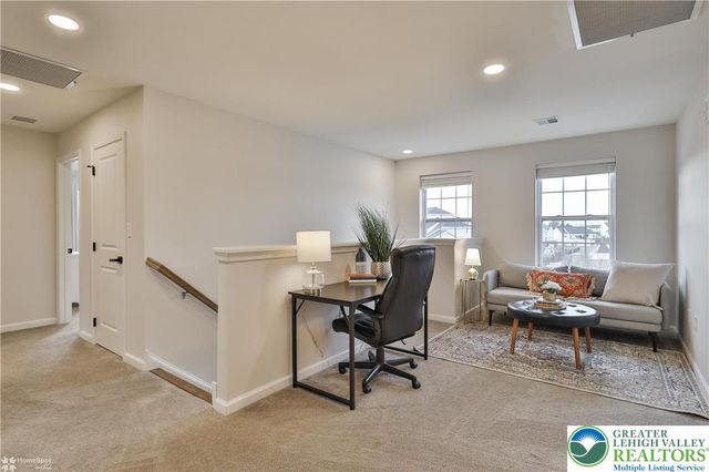 3514 Coventry Drive, Lower Macungie Twp, PA 18062