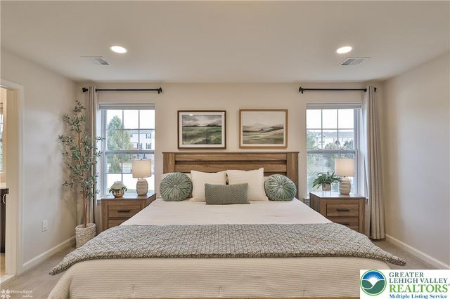 3514 Coventry Drive, Lower Macungie Twp, PA 18062