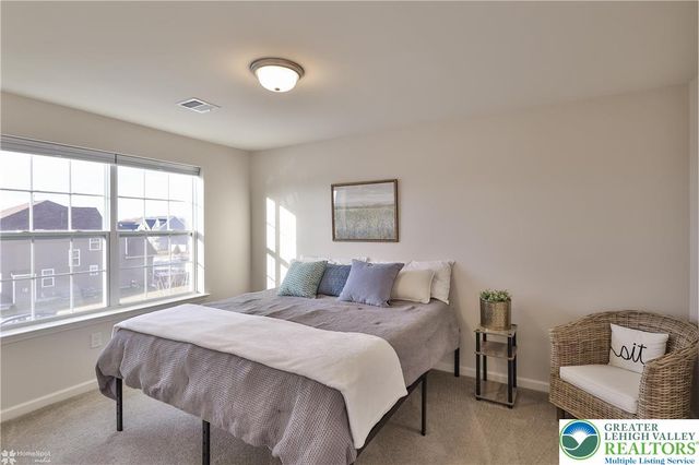 3514 Coventry Drive, Lower Macungie Twp, PA 18062