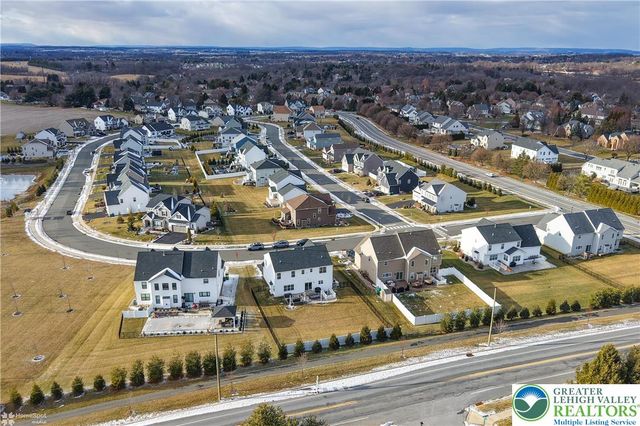 3514 Coventry Drive, Lower Macungie Twp, PA 18062