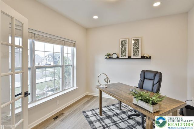 3514 Coventry Drive, Lower Macungie Twp, PA 18062