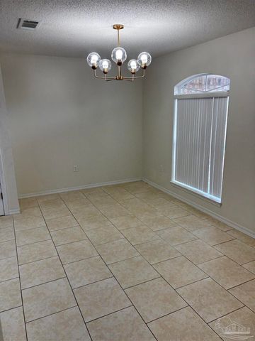 5687 Sweetbirch Ln, Milton, FL 32583