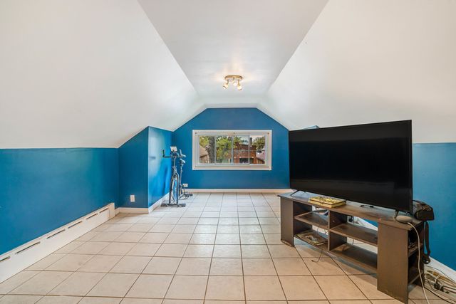2345 Harvey Avenue, Berwyn, IL 60402