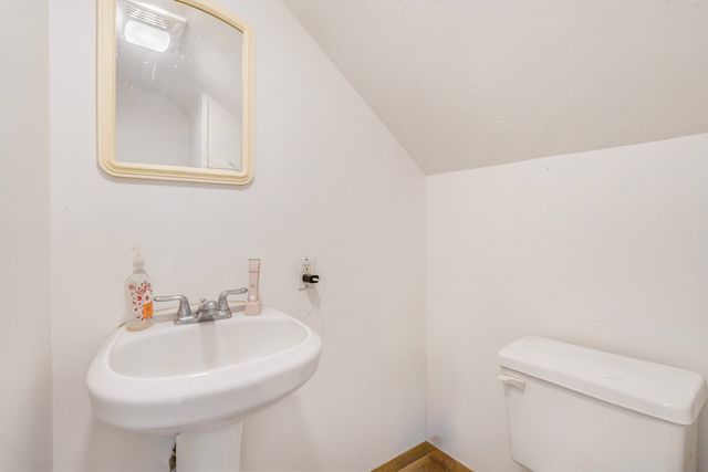 2345 Harvey Avenue, Berwyn, IL 60402
