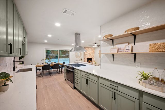 2329 Southwood Drive, Dallas, TX 75224
