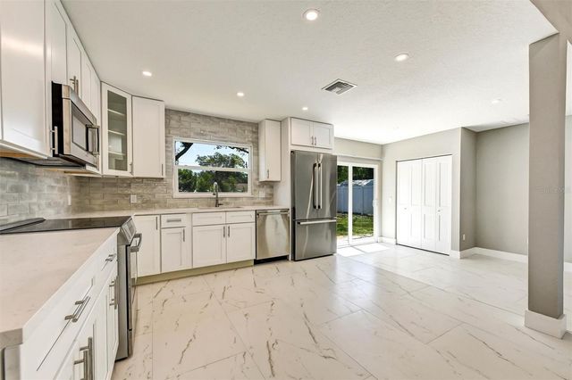 1521 S JEFFERSON AVENUE, Clearwater, FL 33756