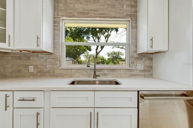 1521 S JEFFERSON AVENUE, Clearwater, FL 33756