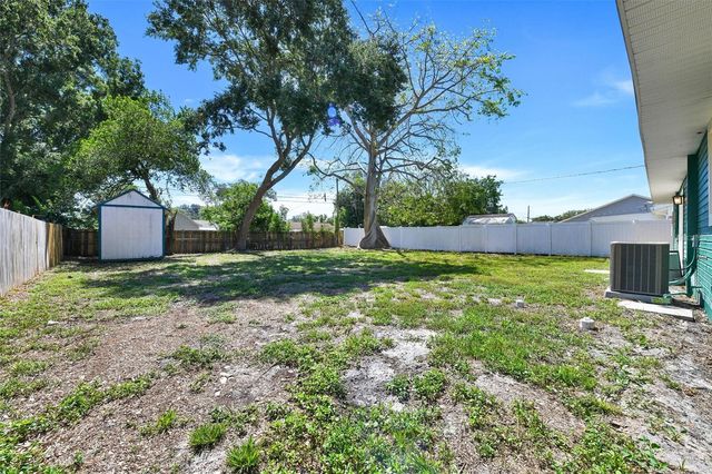 1521 S JEFFERSON AVENUE, Clearwater, FL 33756