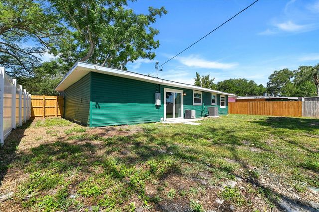 1521 S JEFFERSON AVENUE, Clearwater, FL 33756
