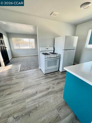 1636 101St Ave, Oakland, CA 94603