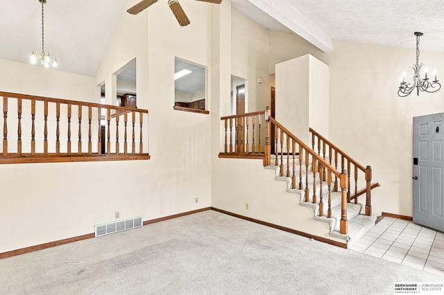 15428 Locust Street, Omaha, NE 68116