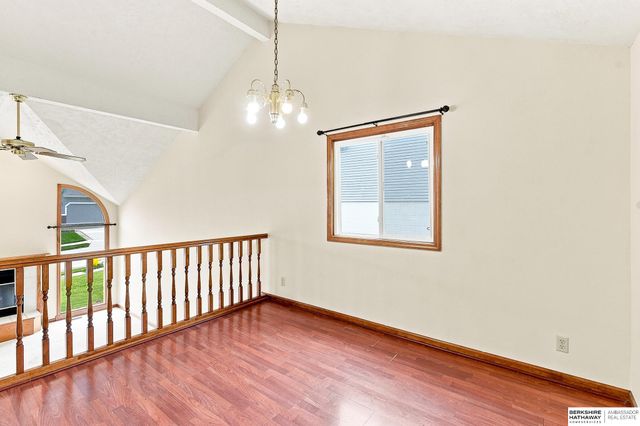 15428 Locust Street, Omaha, NE 68116