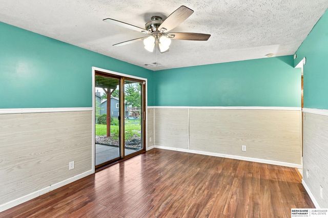 15428 Locust Street, Omaha, NE 68116