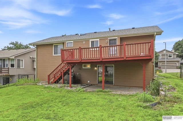 15428 Locust Street, Omaha, NE 68116