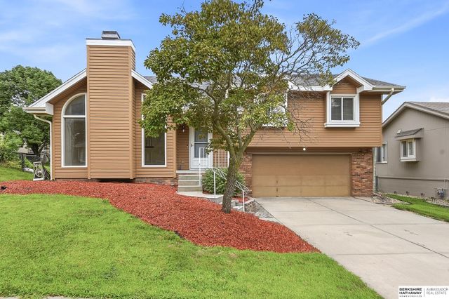 15428 Locust Street, Omaha, NE 68116
