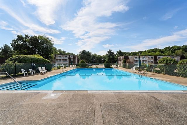 180 Main St 2110, Bridgewater, MA 02324