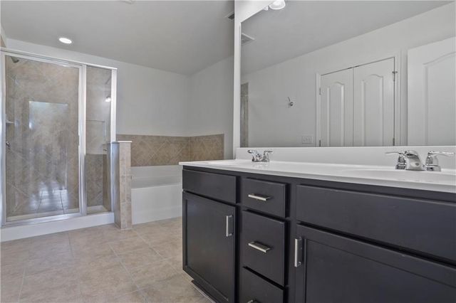 7725 Rutgers Circle, Fairburn, GA 30213