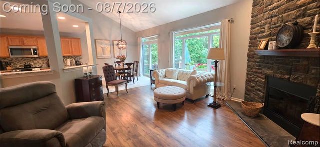 5818 Pine Trace Court, Howell, MI 48843