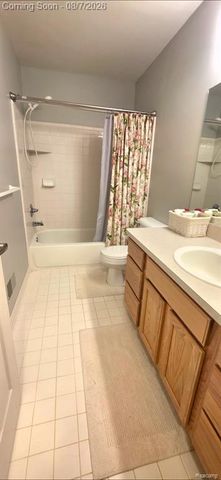 5818 Pine Trace Court, Howell, MI 48843