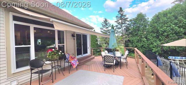 5818 Pine Trace Court, Howell, MI 48843