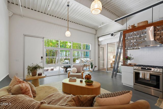 1010 Sycamore Avenue 107, South Pasadena, CA 91030