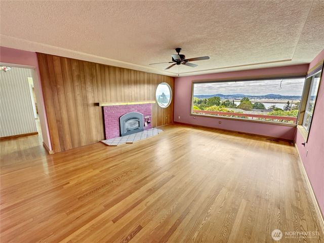 6814 Sleret Avenue, Vancouver, WA 98664
