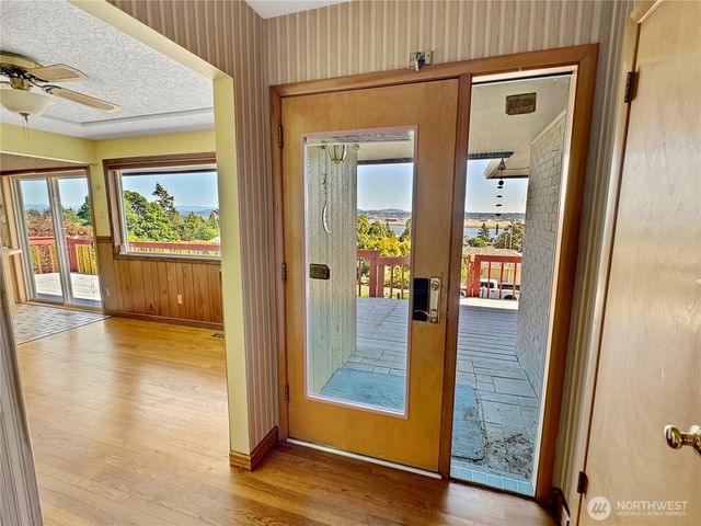 6814 Sleret Avenue, Vancouver, WA 98664