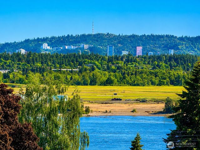 6814 Sleret Avenue, Vancouver, WA 98664