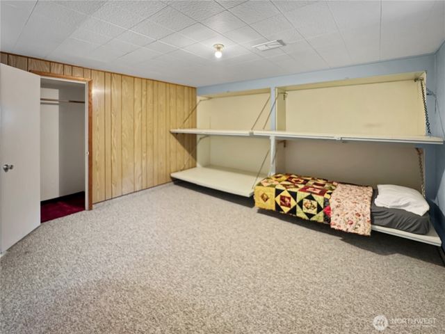 6814 Sleret Avenue, Vancouver, WA 98664