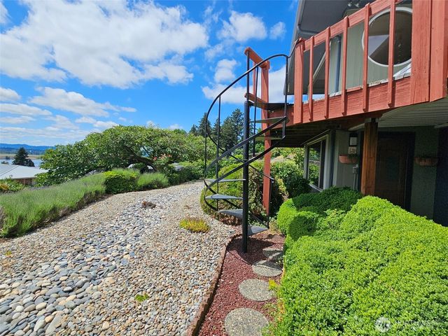6814 Sleret Avenue, Vancouver, WA 98664